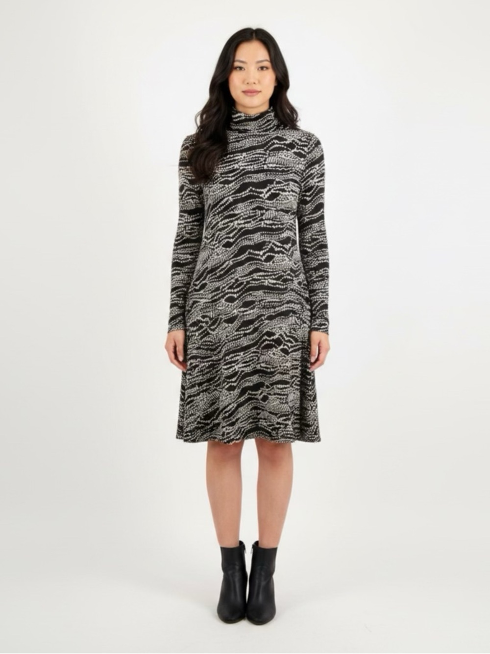Maeve Black and White Patterned Turtleneck Long-Sleeve Dress Anthropologie